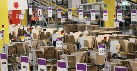 Jakub Baran, Partia Razem: Amazon przykręca śrubę. Co na to PiS?