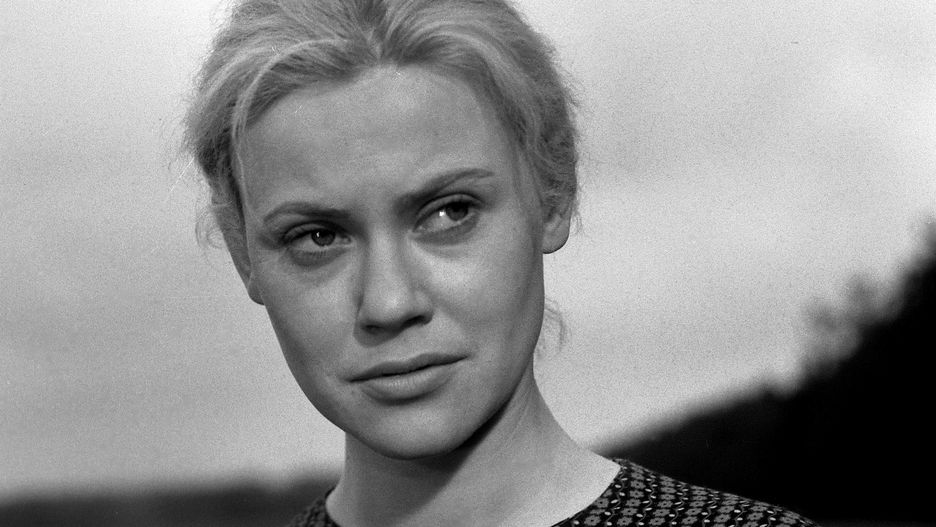Ewa Wawrzoń w filmie "Mój drugi ożenek", reż. Zbigniew Kuźmiński, 1964