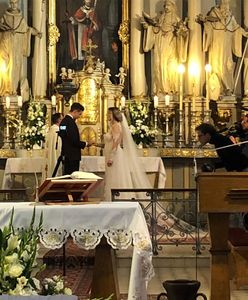 "Rolnik szuka żony": Suknia Małgorzaty Sienkiewicz zachwyca! Ciążowy brzuszek przykuwa uwagę