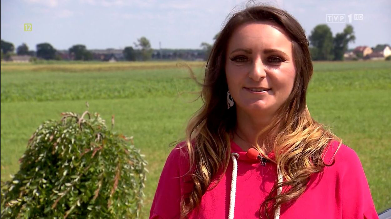 "Rolnik szuka żony 4": Kandydatki zawitały do gospodarstw. "Rzęsy jak u krowy"...