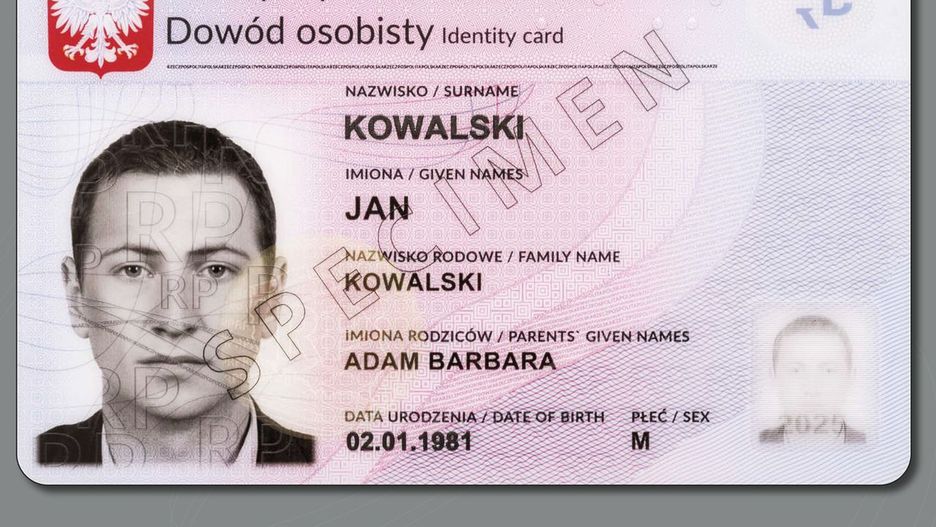 Dostanie się naszego dowodu osobistego w niepowołane ręce może skończyć się poważnymi problemami