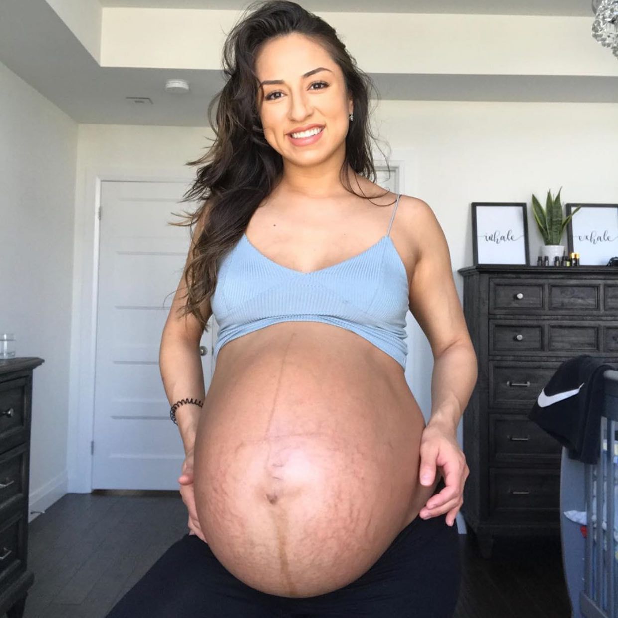 pregnantbellies_shoutouts/instagram