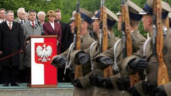 Uroczysta odprawa wart na Pl. Piłsudskiego