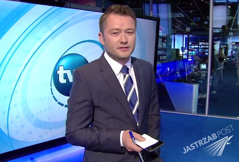 Jarosław Kuźniar całuje kamerę. Mamy film, w którym żegna się z widzami TVN 24