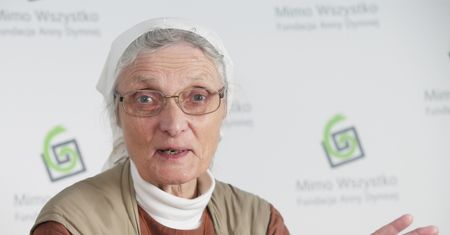 Siostra Małgorzata Chmielewska i historia o księdzu pedofilu. Jest komentarz