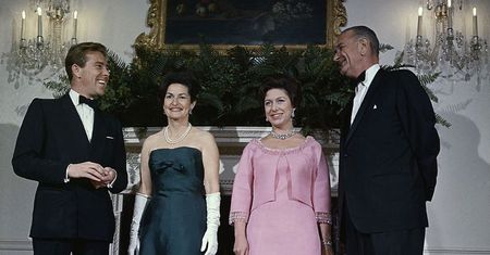 "The Crown": Księżniczka Małgorzata z wizytą u prezydenta Johnsona. Czy Netflix pokazuje prawdę?