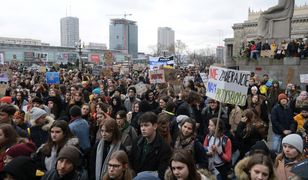 Młodzieżowy Strajk Klimatyczny w Warszawie. "Dosyć słów, teraz czyny!" [ZDJĘCIA]