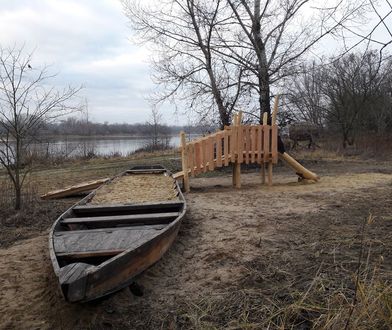 Nowa plaża w Warszawie otwarta w środku zimy. Mieszkańców Białołęki zaskoczył jej koszt