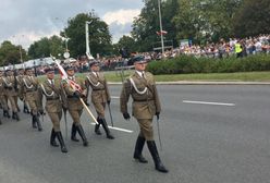 Wielka Defilada Niepodległości z okazji Święta Wojska Polskiego. Zobacz relację "NA ŻYWO"