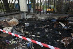 Marsz Niepodległości. Umorzono śledztwo ws. podpalenia budki przy ambasadzie Rosji