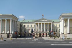 Alarm na pl. Bankowym. Ewakuowano 800 urzędników