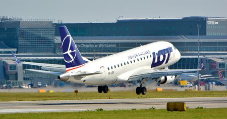 Spadkobiercy Branickich żądają odszkodowania. Ćwierć miliarda złotych od lotniska na Okęciu