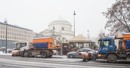 Warszawa oszczędza miliony na braku zimy