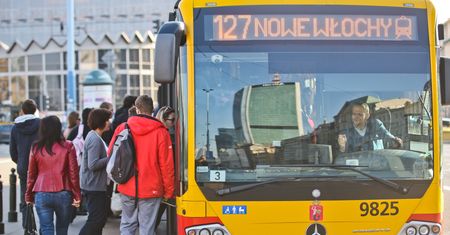 Kierowcy autobusów i motorniczowie potrzebni w całej Polsce. Tylko w Łodzi ponad 100 wakatów