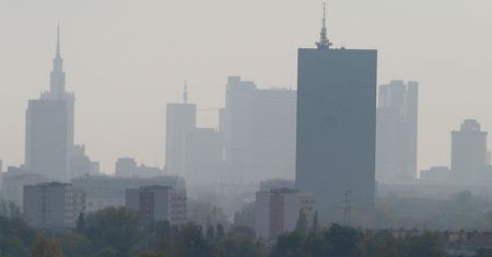 Prawie pół mln Europejczyków umarło przez smog. Co 10 to Polak