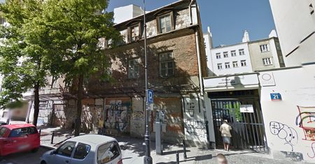 Runęła kamienica w centrum Warszawy. Od miesiąca była zabytkiem