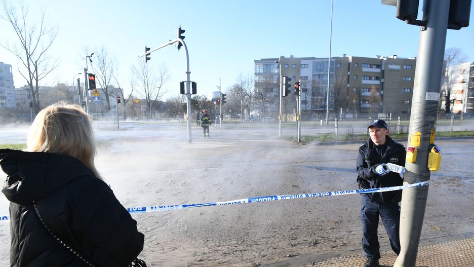 Warszawa. Awaria sieci ciepłowniczej na Sadybie