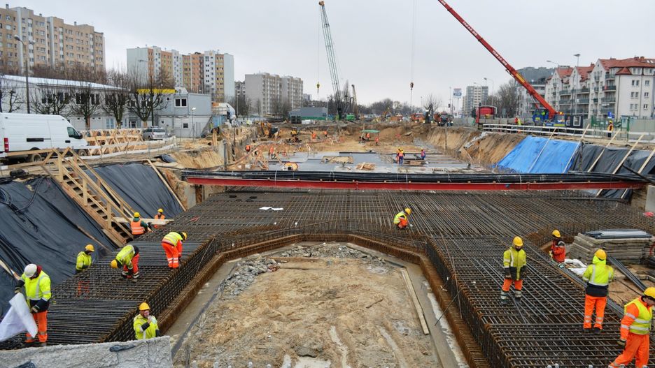 Warszawa. Prace na budowie metra przy ul. Powstańców Śląskich