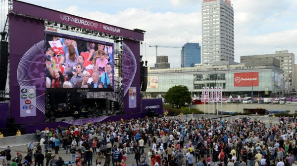 Widok Strefy Kibica, którą otwarto na EURO 2012 w Warszawie