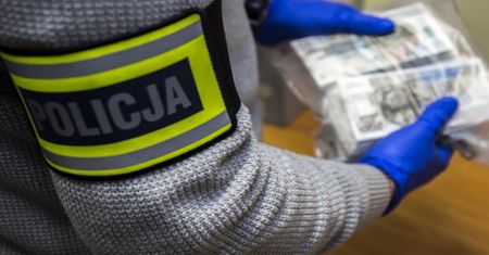 Warszawa. 560 tys. złotych w stajni i garażu. A to był dopiero początek
