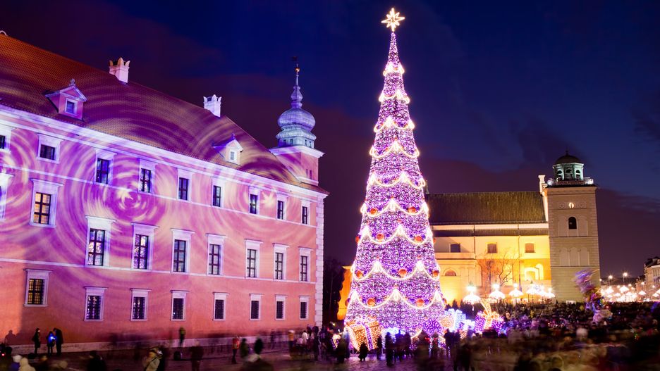 Sylwester w Warszawie będzie huczną imprezą, której centrum, podobnie jak w zeszłym roku, stanie się plac Bankowy. Tłumy opanują jednak całe centrum miasta