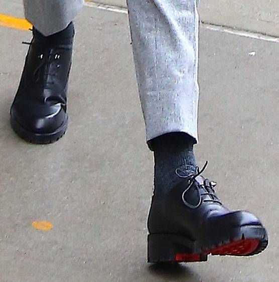Zayn Malin w garniturze