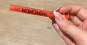 Odszukaj w apteczce ten gadżet. Usunie każdą drzazgę i żądło