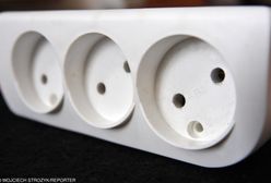 2-latka porażona prądem. Nie udało się jej uratować