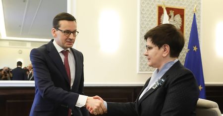 "Łowcy nagród" nie odpuszczają. PiS wciąż milczy, mimo że obietnica była jasna