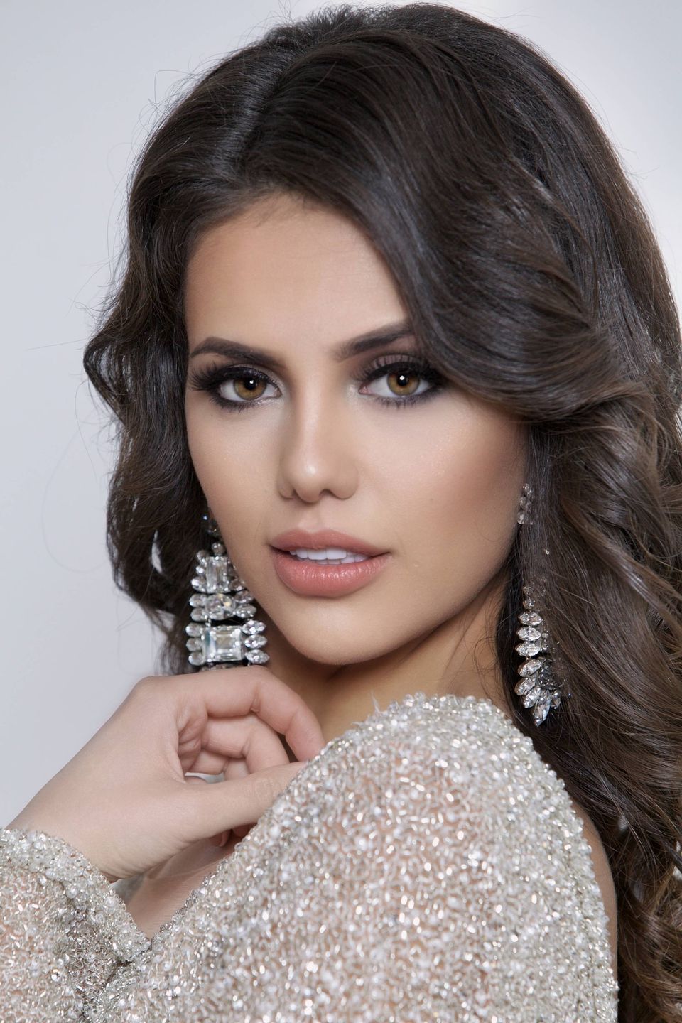 Norwegia Miss Supranational 2019: Nathalie Yasmin Mogbelzada
