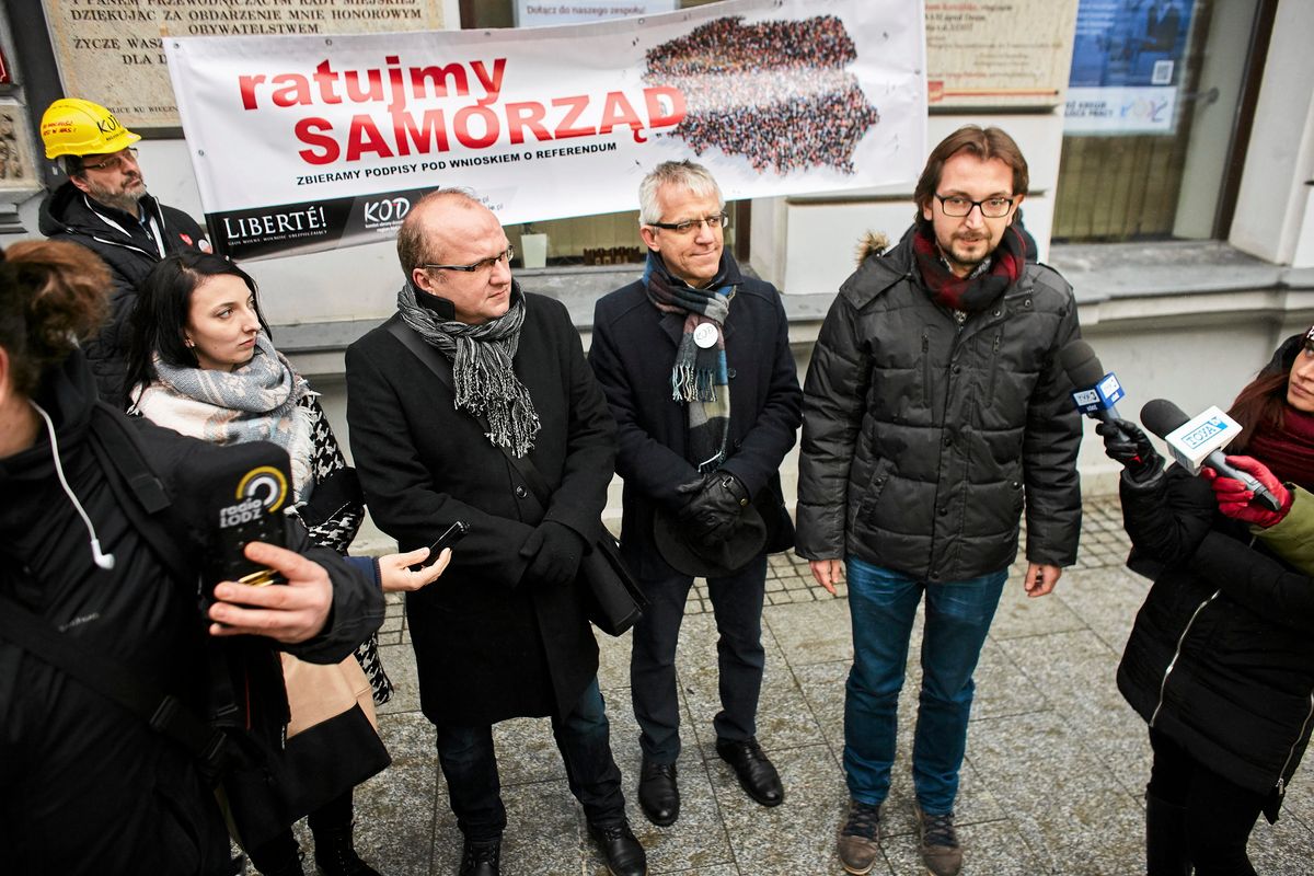 Na komisję ds. zmian w ordynacji wyborczej nie wpuszczono mediów. "Rzecz absolutnie skandaliczna"