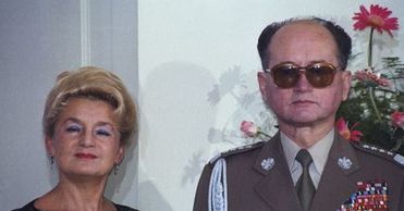 Wojciech Jaruzelski przepisał cały swój majątek córce