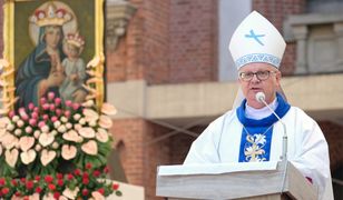 Opole. Zarzuty dla księdza podejrzanego o podszywanie się pod biskupa Andrzeja Czaję