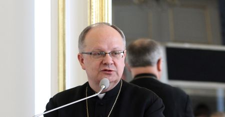 Biskup przeprosił ofiarę pedofilii. Jest odpowiedź