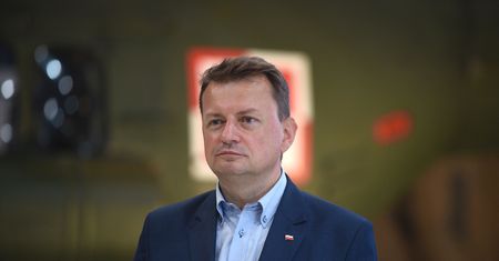 Błaszczak raz jeszcze pokazuje, że jego język dyskwalifikuje go jako ministra