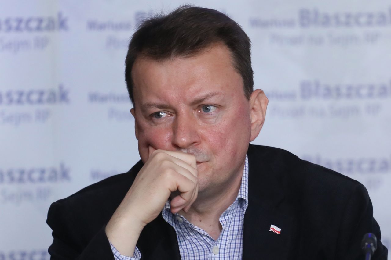 Błaszczak przyznaje, że nagrody były "błędem PiS" 