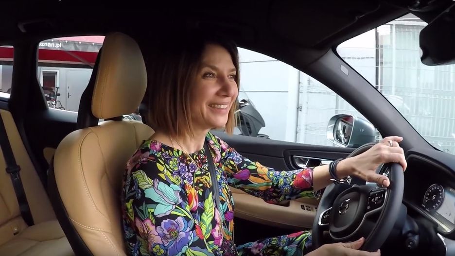 Grażyna Wolszczak pierwszy raz w swoim Volvo XC60.