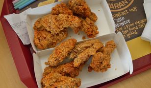 Uwielbiasz kurczaka z KFC? Jamie Oliver pokazuje, jak przyrządzić go samemu