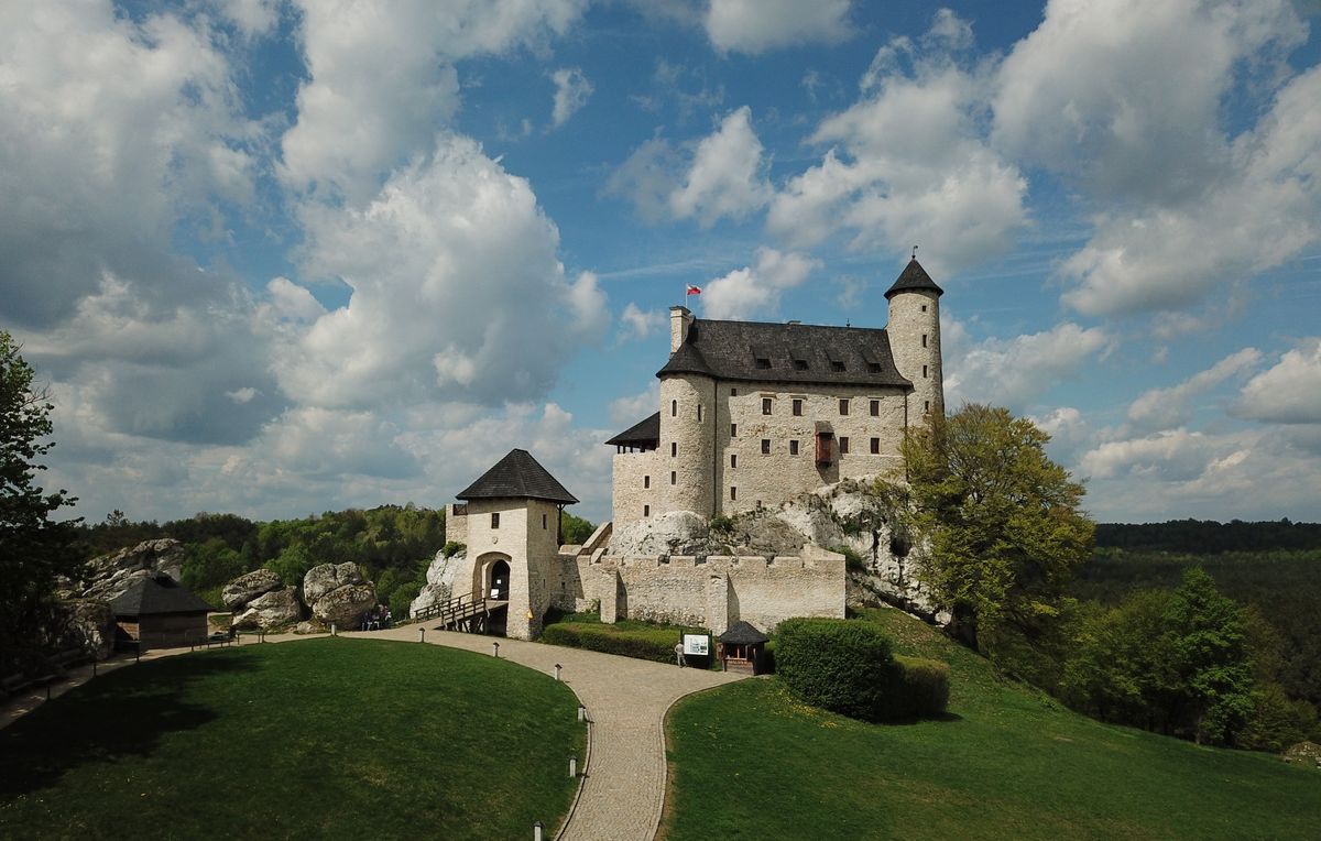 Zamek w Bobolicach. Turyści "widzieli Białą Damę"