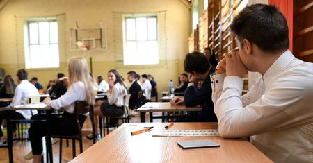 Strajk nauczycieli 2019. Pierwszy egzamin ósmoklasisty odbył się bez zakłóceń