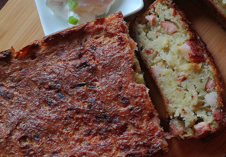 Babka ziemniaczana z boczkiem. Przepyszny pomysł na obiad