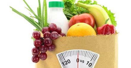 Dieta 1200 kcal. Zasady, jadłospis i efekty diety 1200 kcal