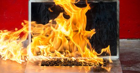 Laptop się przegrzewa? Podkładka to skuteczne i niedrogie rozwiązanie