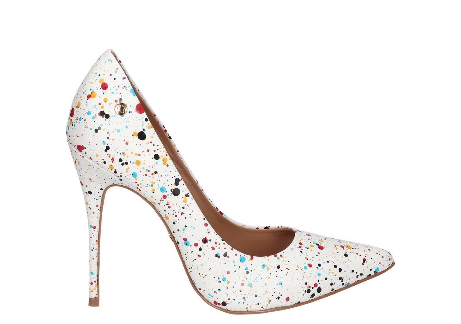 Buty, Kazar