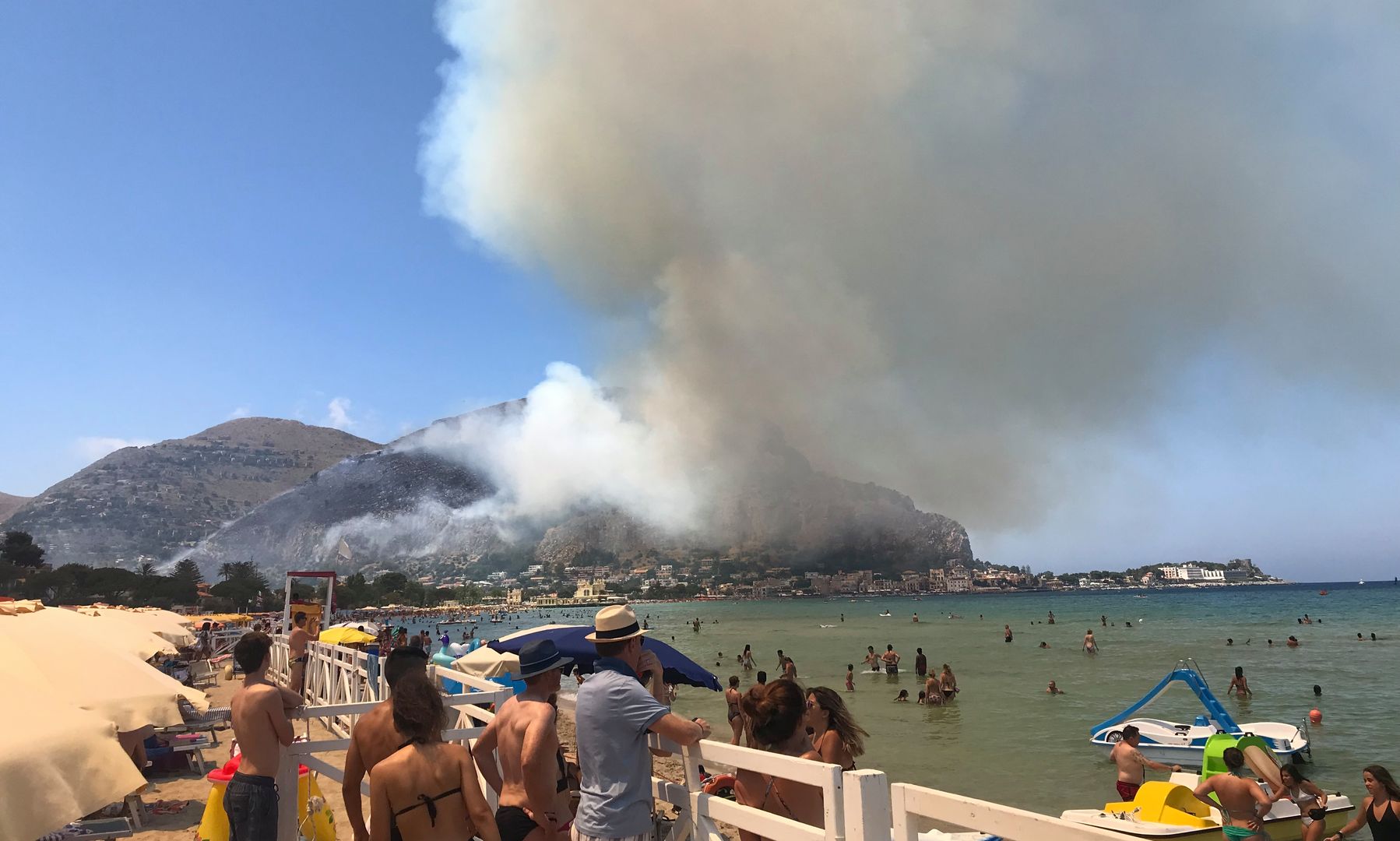 Groźny pożar na Sycylii