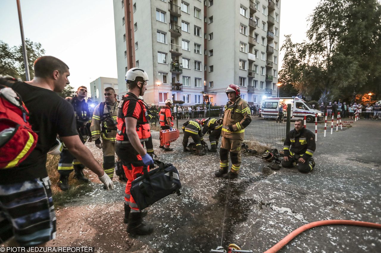 Zielona Góra. Miały grozić, że wysadzą blok. Matka z córką namierzone