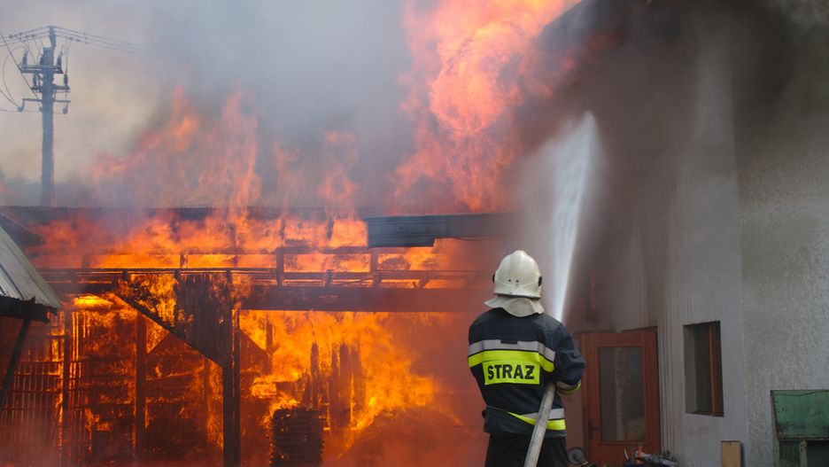 Śledczy uważają, że 25-latek działał z premedytacją i chciał zabić wszystkich, którzy znajdowali się w domu