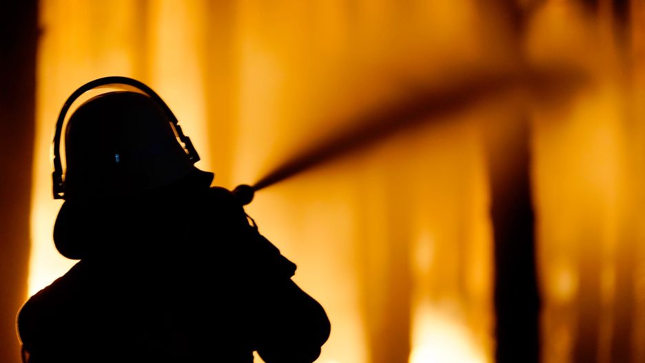 Ogień rozprzestrzenia się w błyskawicznym tempie