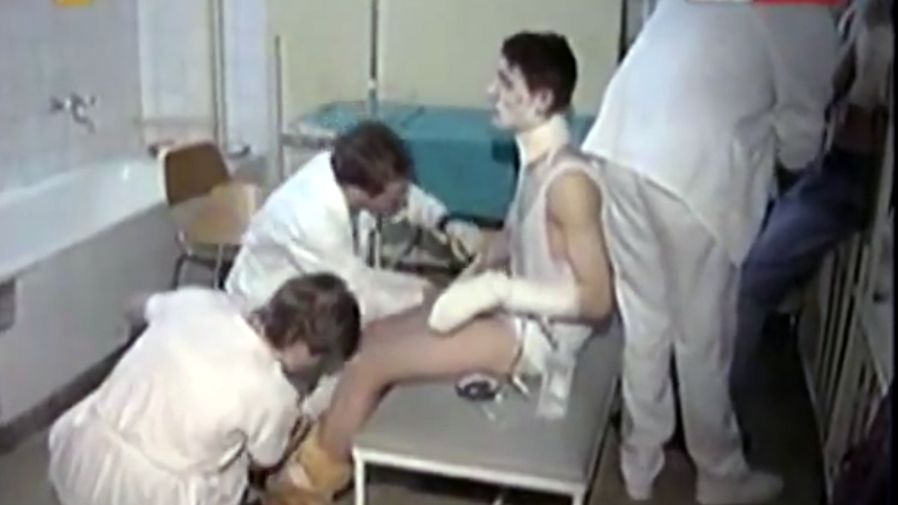 W pożarze hali Stoczni Gdańskiej zginęło 7 osób, a kilkaset zostało rannych