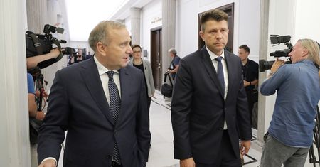Opozycja wywiesiła białą flagę w sprawie Sądu Najwyższego? PO odpowiada na zarzuty KOD
